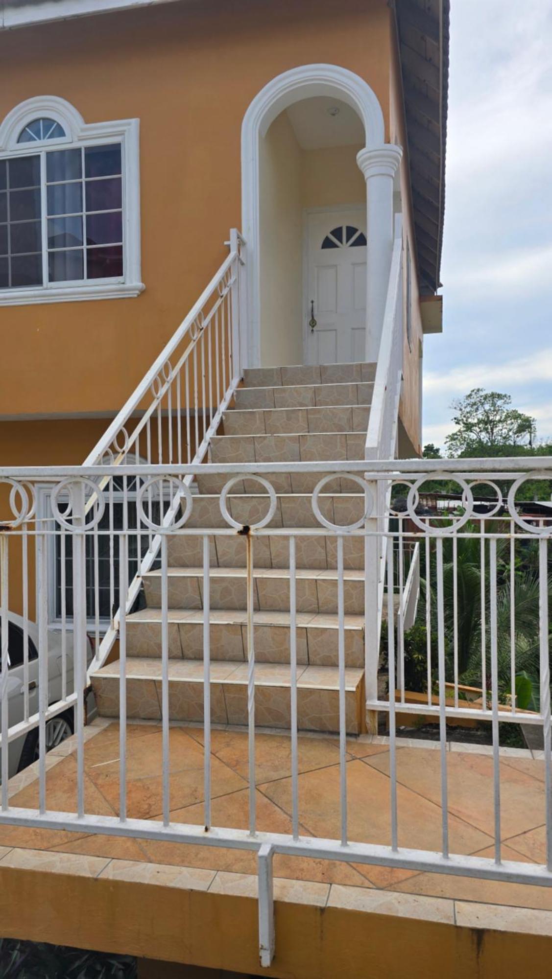 Wizzy Apartment White River Ocho Rios Buitenkant foto