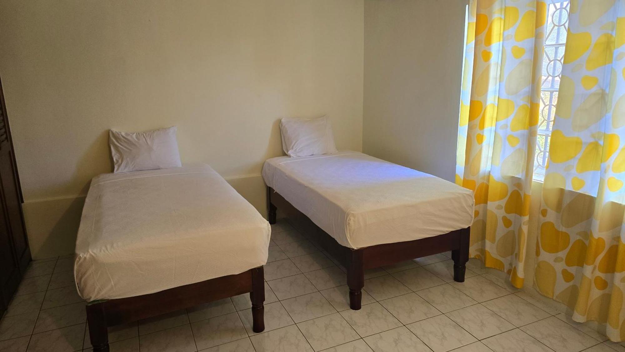 Wizzy Apartment White River Ocho Rios Kamer foto